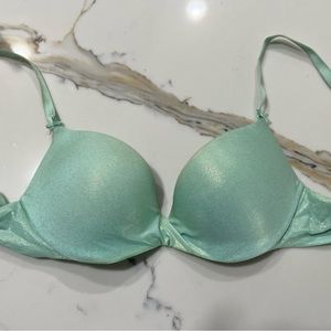 Sea foam green Victoria’s Secret Bombshell Bra